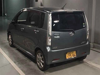 DAIHATSU MOVE 2013