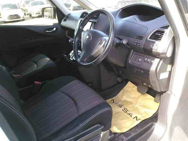 NISSAN SERENA 2014