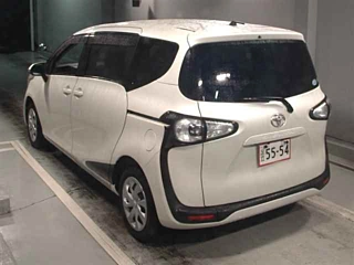 TOYOTA SIENTA 2016