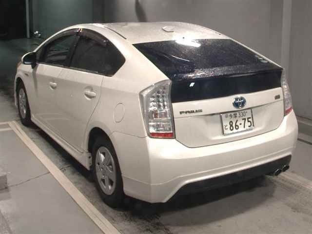 TOYOTA PRIUS 2011
