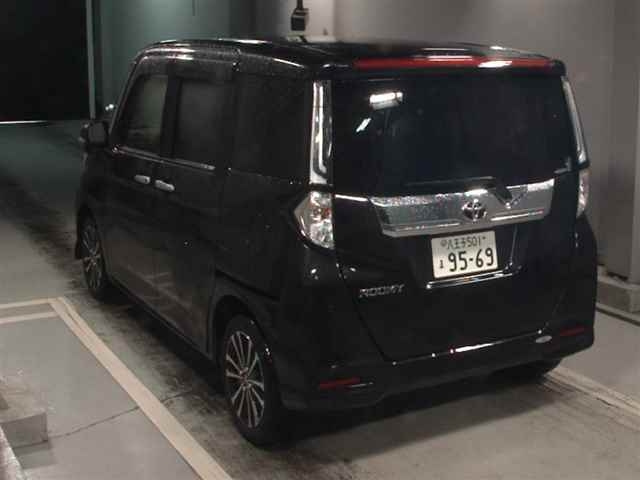 TOYOTA ROOMY 2021