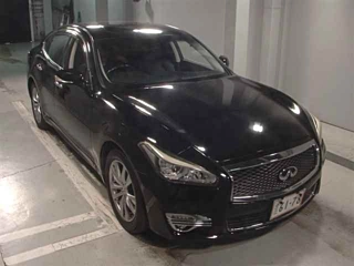 NISSAN FUGA 2015