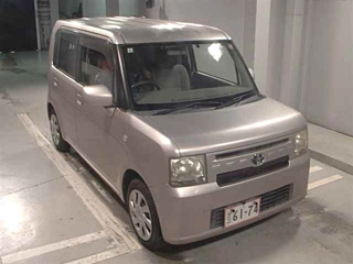 TOYOTA PIXIS SPACE 2012