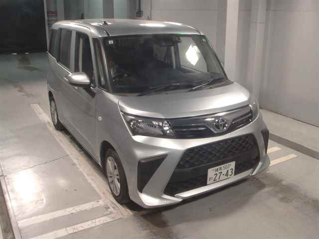 TOYOTA ROOMY 2023