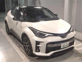 TOYOTA C-HR 2021