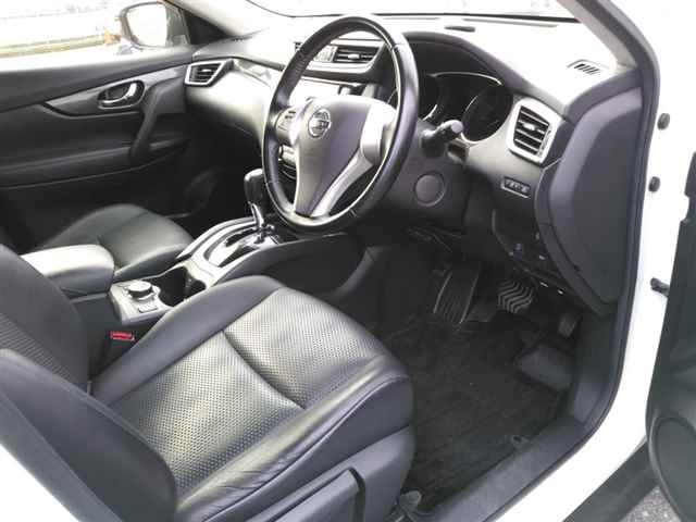 NISSAN X-TRAIL 2014
