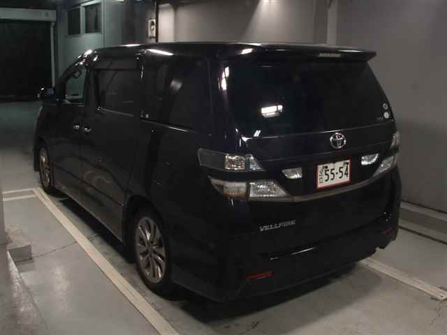 TOYOTA VELLFIRE 2010