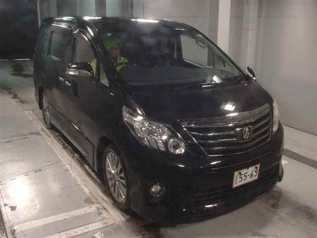 TOYOTA ALPHARD 2014