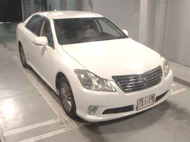 TOYOTA CROWN 2012