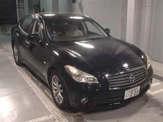 NISSAN FUGA 2013