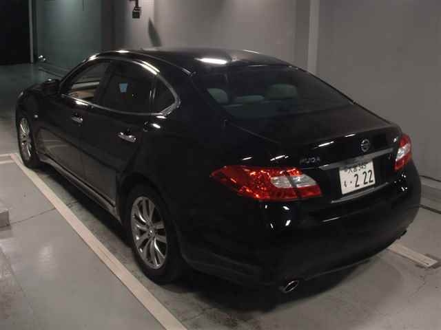 NISSAN FUGA 2013