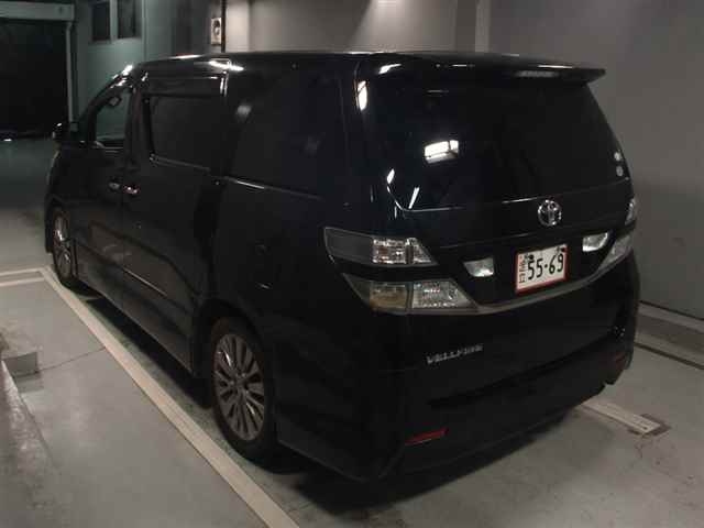 TOYOTA VELLFIRE 2010