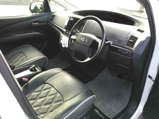 TOYOTA ESTIMA 2016