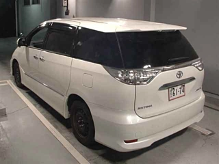 TOYOTA ESTIMA 2016