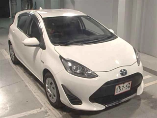 TOYOTA AQUA 2020