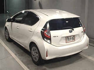 TOYOTA AQUA 2020