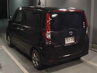 TOYOTA ROOMY 2016