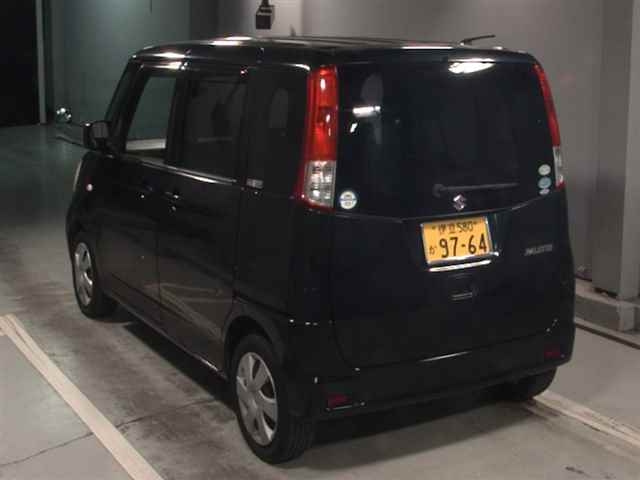 SUZUKI PALETTE 2011