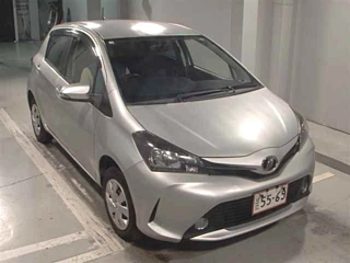 TOYOTA VITZ 2014