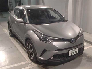 TOYOTA C-HR 2017