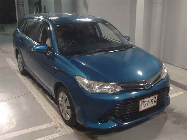 TOYOTA COROLLA FIELDER 2015