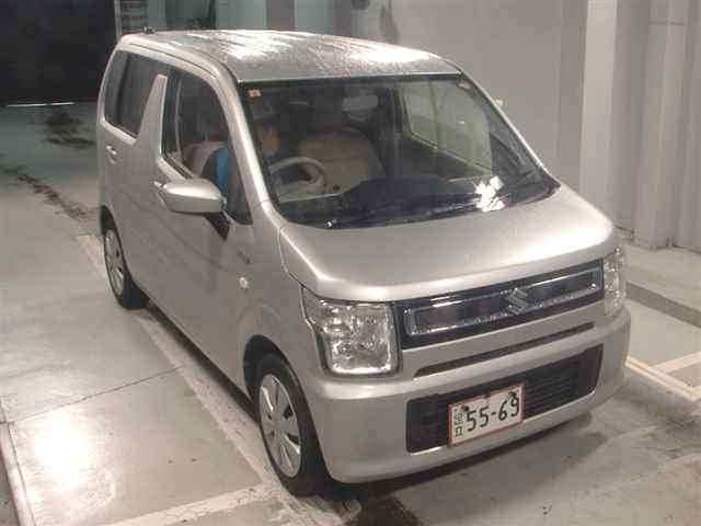 SUZUKI WAGON R 2018
