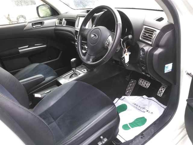 SUBARU EXIGA 2013