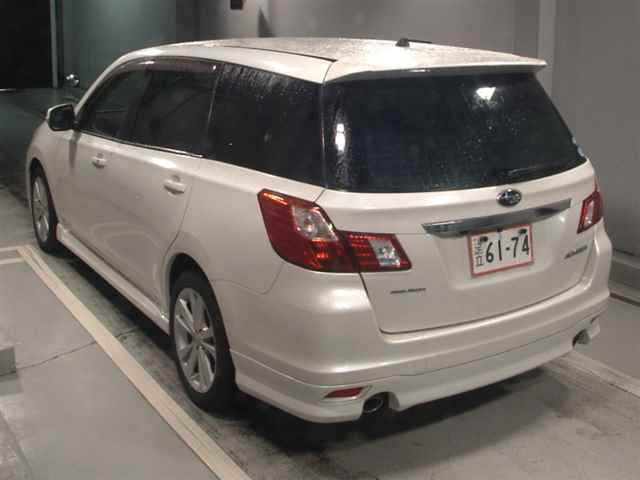 SUBARU EXIGA 2013