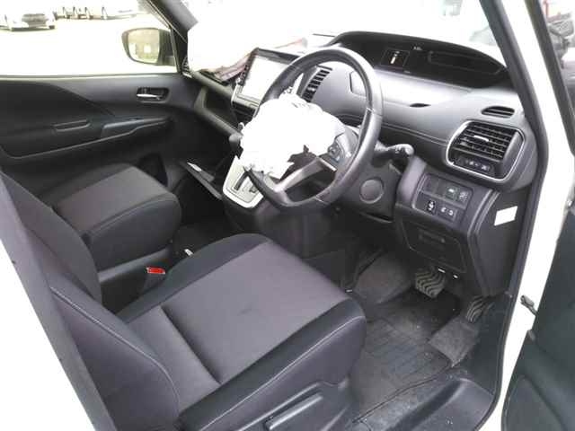 NISSAN SERENA 2017