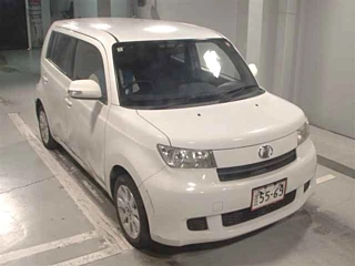 TOYOTA BB 2015