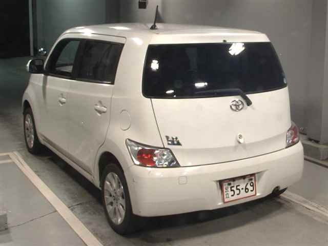 TOYOTA BB 2015