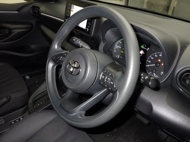 TOYOTA YARIS 2021