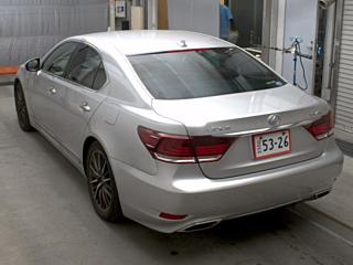 Заказать LEXUS LS