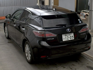 Заказать LEXUS CT