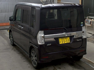 DAIHATSU TANTO 2014