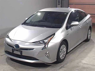 TOYOTA PRIUS 2017