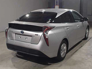 TOYOTA PRIUS 2017