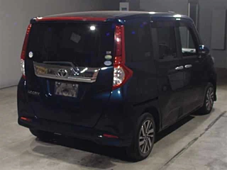 TOYOTA ROOMY 2018