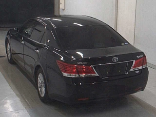 TOYOTA CROWN 2013