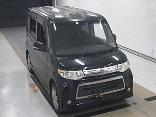 DAIHATSU TANTO 2010