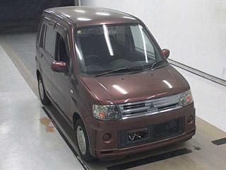 MITSUBISHI TOPPO 2010