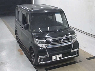 DAIHATSU TANTO 2018