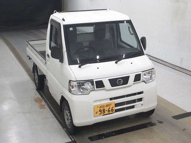 NISSAN CLIPPER TRUCK 2012