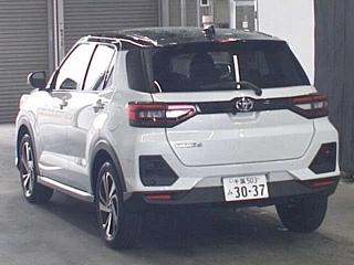 TOYOTA RAIZE 2025