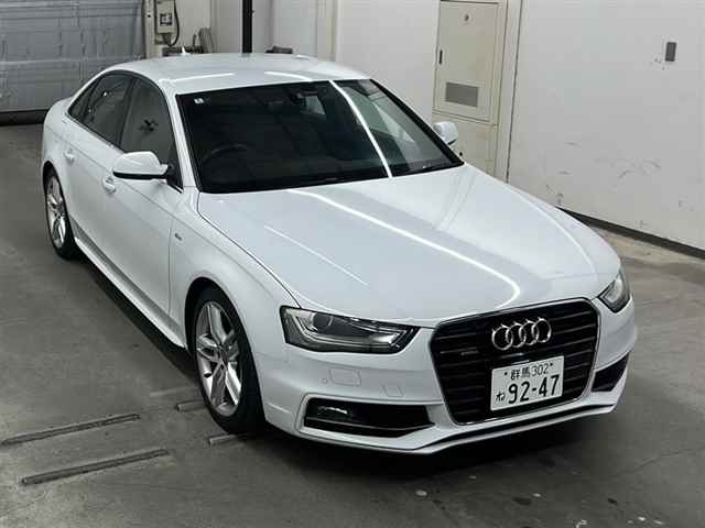 AUDI A4 2014
