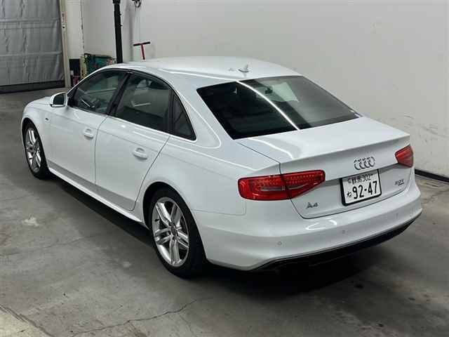 AUDI A4 2014