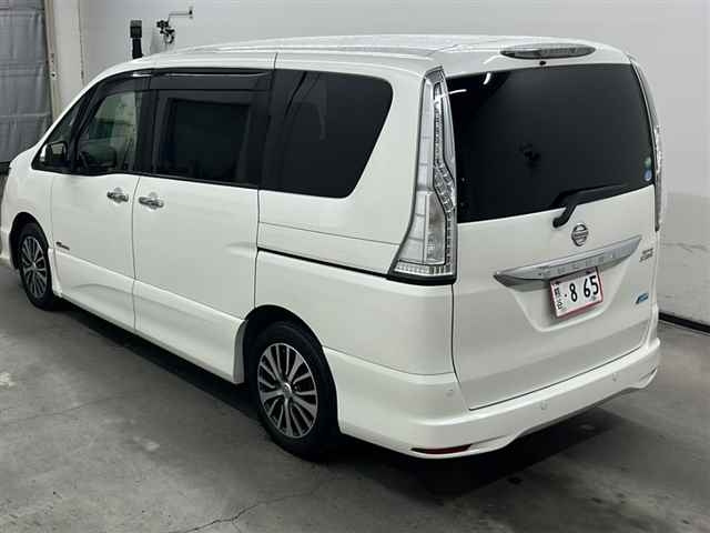 NISSAN SERENA 2014