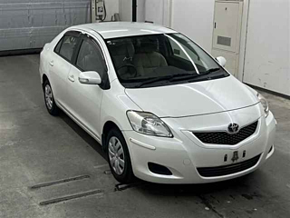 TOYOTA BELTA 2010