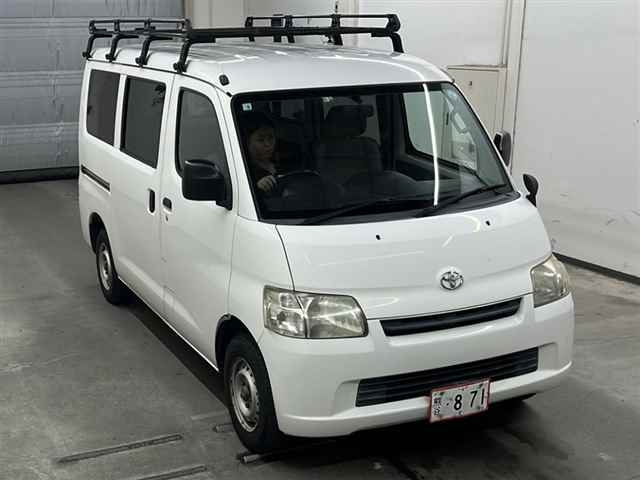 TOYOTA TOWN ACE VAN 2015