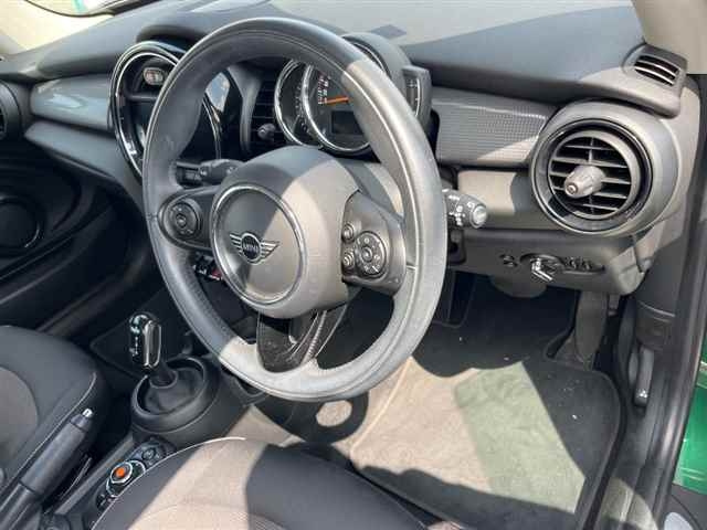 BMW MINI 2020